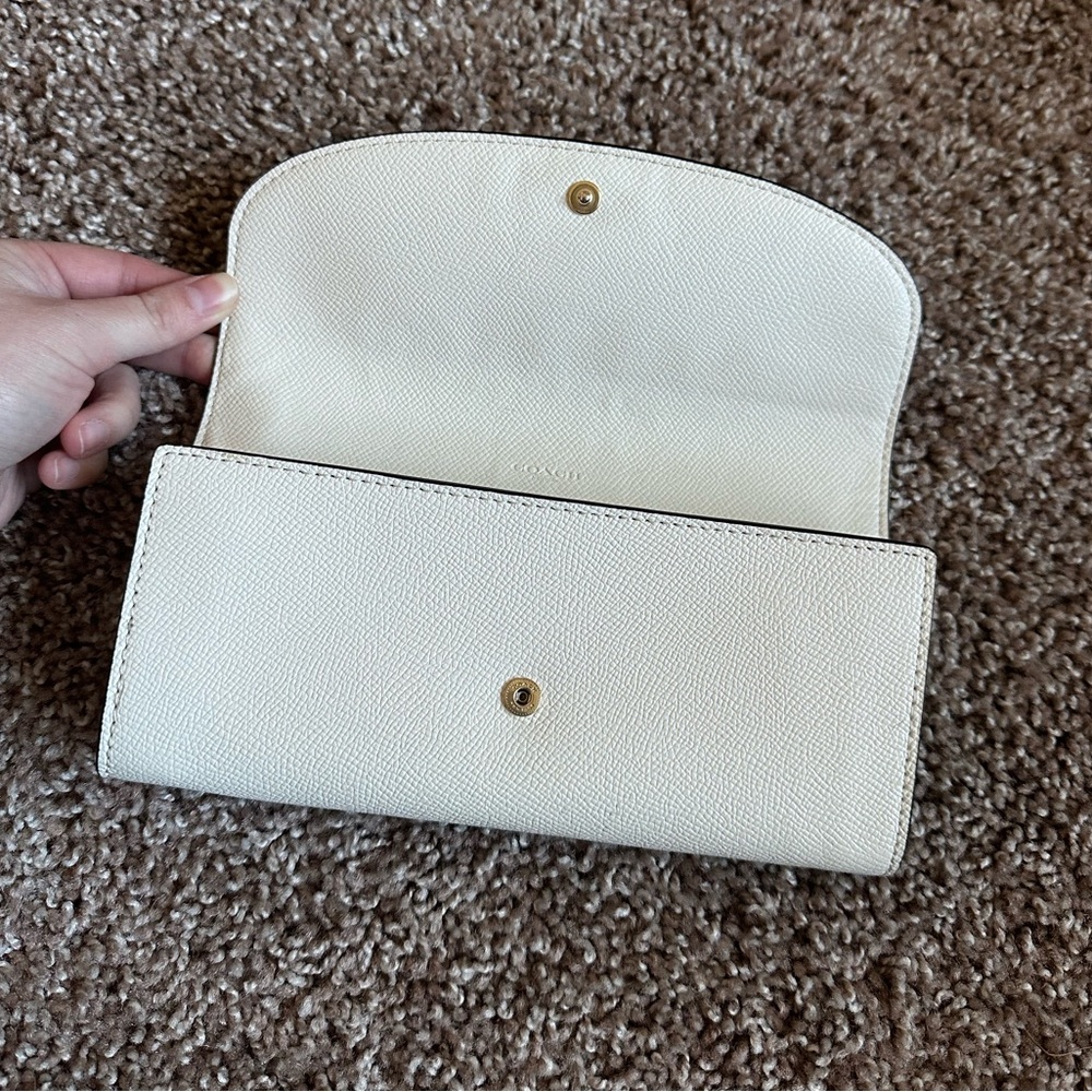 🤍Ivory Coach Wallet🤍 - Picture 2 of 4
